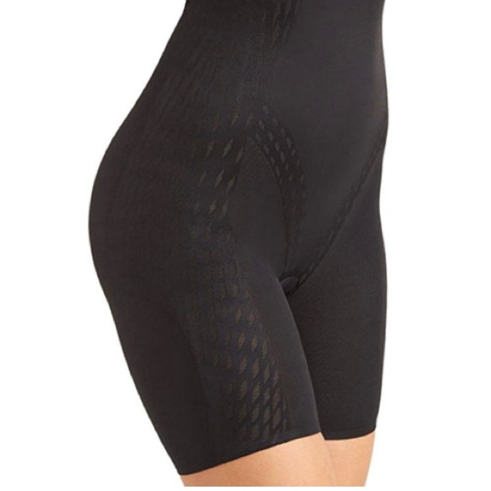Wacoal Reshape High Waist Thigh Shaper Size Small NWT